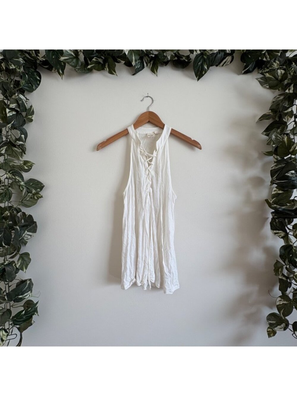 White Crow Sleeveless Front Lace Up Tank Top White Cream Women’s Size XS